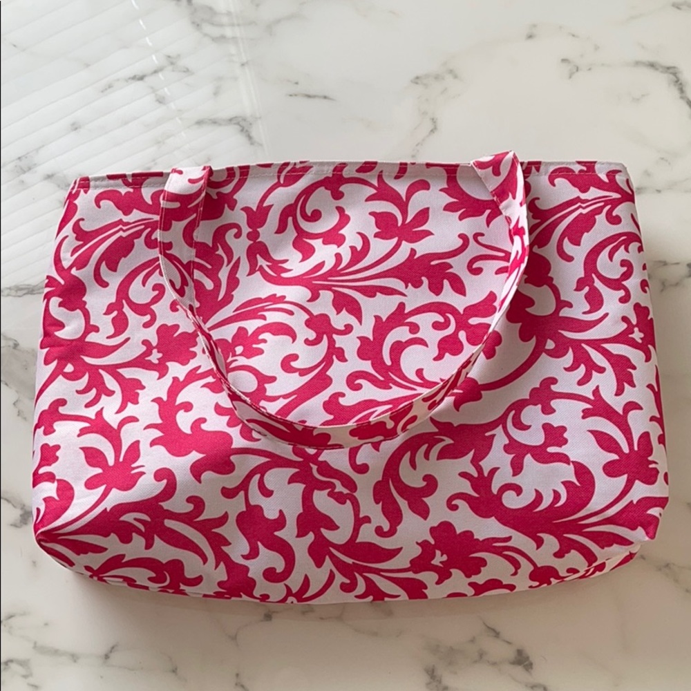 Medium sized cooler tote